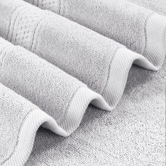 4-Pack Bath Towel Set, (27 x 54 inches) 100% Ring-Spun Cotton, Lightweight, Highly Absorbent Quick-Dry Towels (Silver)